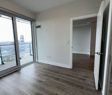For Lease - 430 Square One Drive Unit# 4002, Mississauga, Ontario - Photo 3