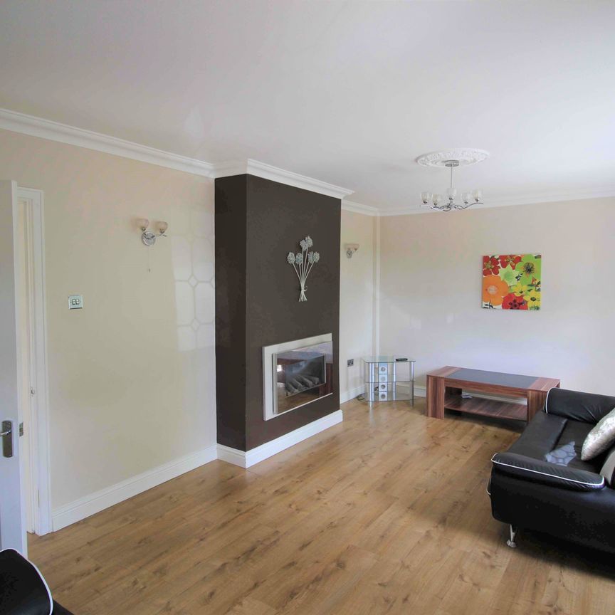 Sharoe Green Lane, Fulwood - Photo 1