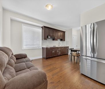For Lease - 18 Ingleside Street, Vaughan, Ontario - Photo 2
