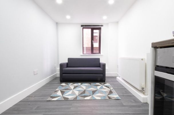 1 bedroom flat to rent - Photo 1