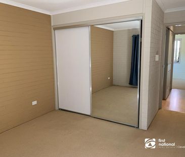 TWO BEDROOM LOWSET VILLA IN THE HEART OF CLEVELAND - Photo 1