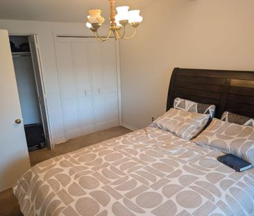 For Lease - 11 Enclave Mews, Toronto, Ontario - Photo 4