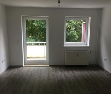 Ruhig und im Grünen gelegen - sanierte Wohnung mit Balkon - Ihre neue Wohnung? - Foto 5