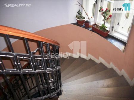 Pronájem bytu 1+1 31 m² - Photo 2