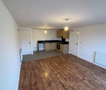 2 bedroom apartment to rent - Photo 3