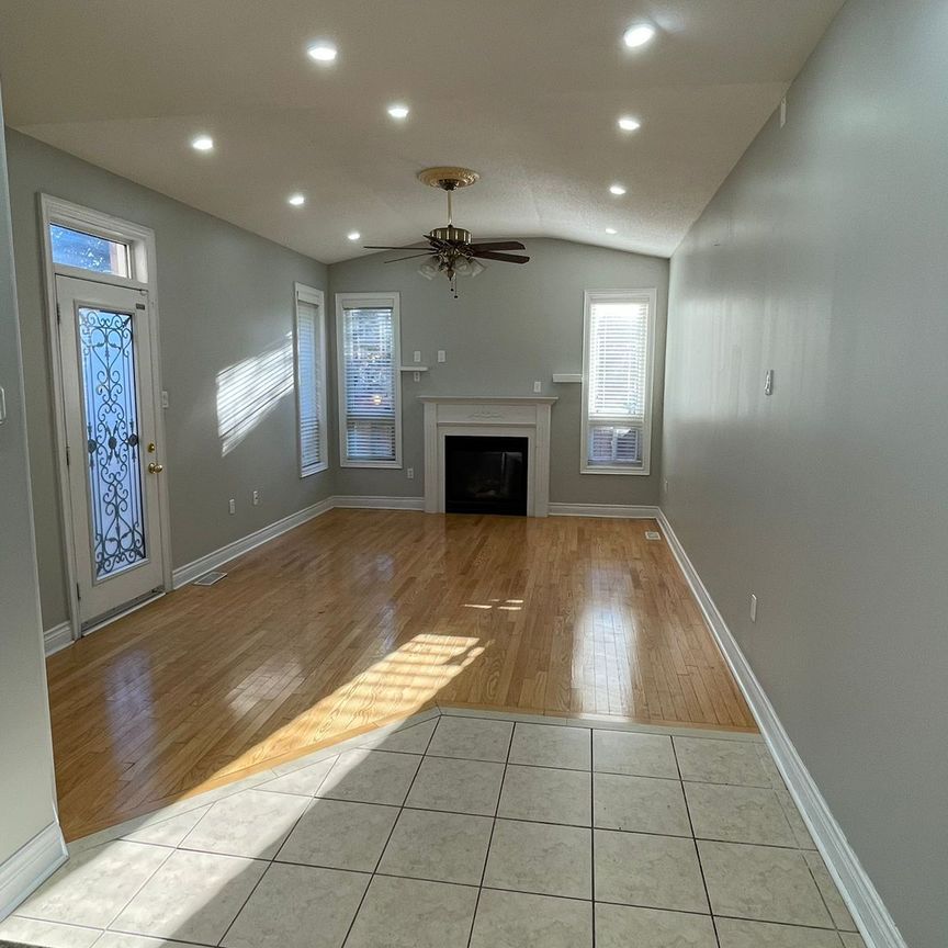 For Lease - 98 Everingham Circle Unit# Upper, Brampton, Ontario - Photo 1