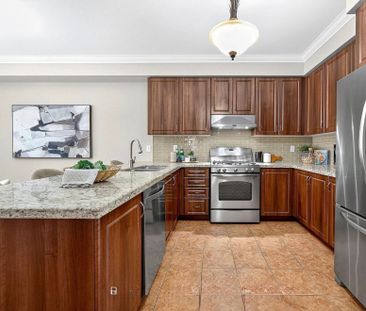 For Lease - 95 Chelsea Crescent, Bradford West Gwillimbury, Ontario - Photo 6