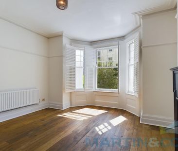 2 bedroom flat to rent - Photo 2