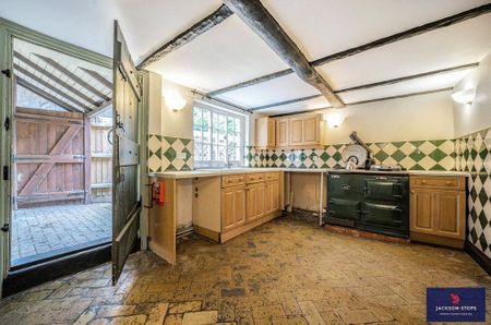 4 bedroom semi-detached house to rent - Photo 4