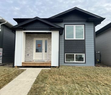 Brand New 3-Bedroom 2 Full Bathroom Aspen Ridge-Saskatoon First Mon... - Photo 3