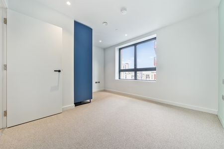 Available from 07/11/2025 - 1 Bed Apartment, Furnished - Photo 4