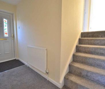Settle Close, Lowercroft, BL8 - Photo 3