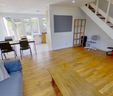 3 bedroom terraced house to rent - Photo 1