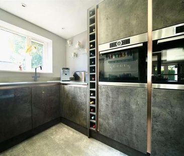 Abbotsbury Road, Weymouth, DT4 - Photo 1