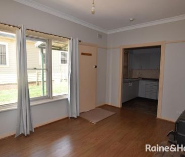 1/6 Cox Avenue, Orange, NSW 2800 - Photo 1