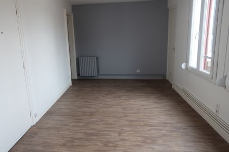 Location Appartement 3 pièces 57m² REIMS 51100 - Photo 4