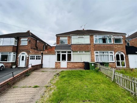 3 bedroom semi-detached house to rent - Photo 4