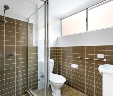 Modern living in a prime location - Photo 4