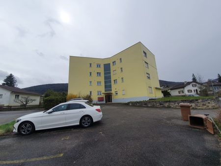 Rent a 3 ½ rooms apartment in Bassecourt - Photo 5