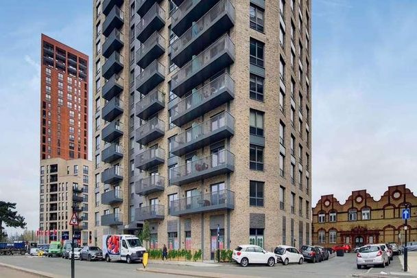 Merrick Road, Southall, UB2 - Photo 1