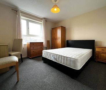 4 bedroom terraced house to rent - Photo 1
