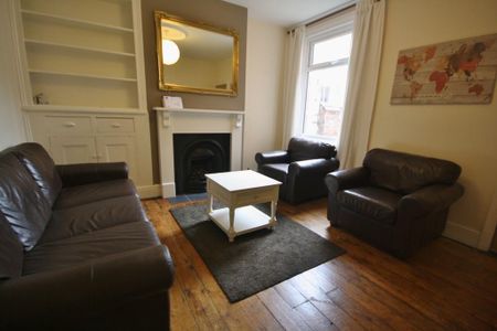 4 bedroom terraced house to rent - Photo 3