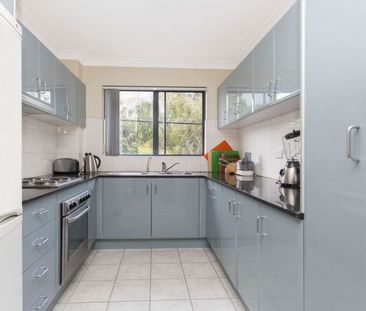 Modern Comfort, Space & Convenience - Photo 1