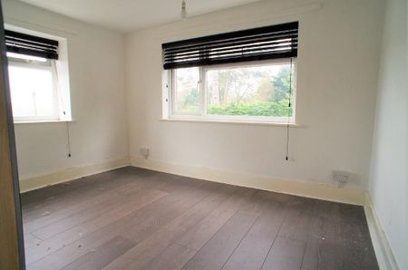 2 bedroom semi-detached house to rent - Photo 3