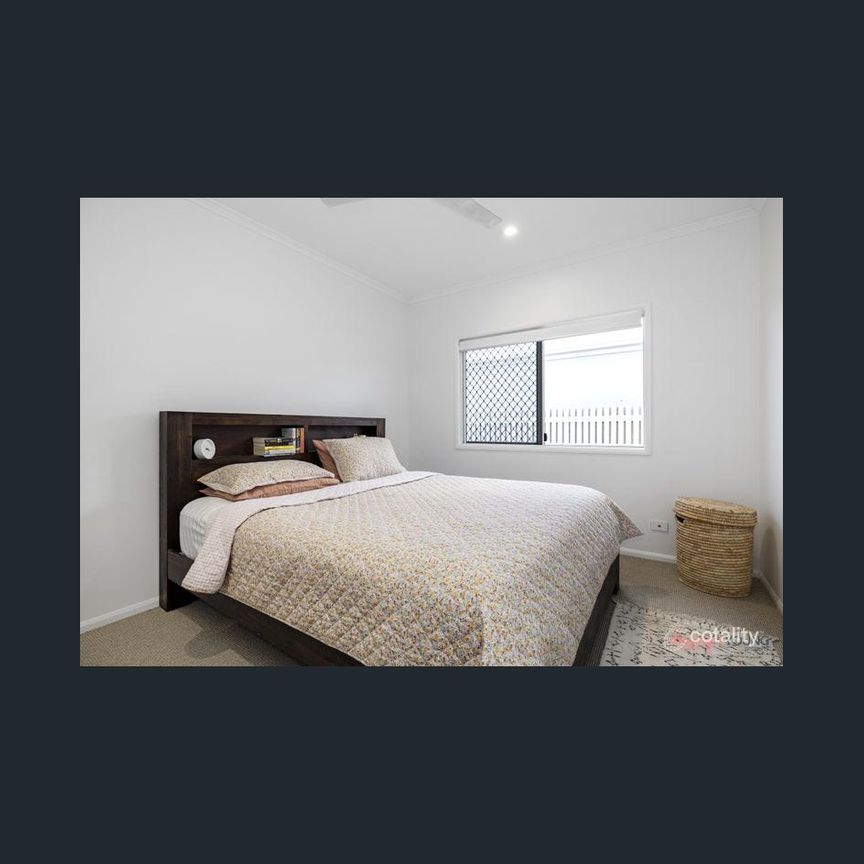 Family Home in Burdell! - Photo 1