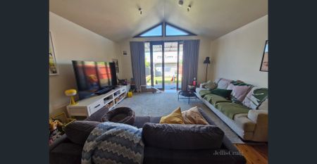 Entertainers Delight - Photo 2