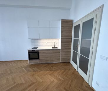 Pronájem bytu 1+kk 59 m² - Photo 1