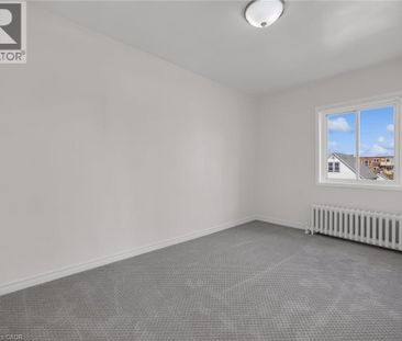 7 MAITLAND Street Unit# UPPER, Thorold, Ontario, L2V3A4 - Photo 6