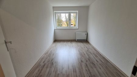 Charmante 4,5 Zimmer mit Balkon in Familienfreundlicher Umgebung - Foto 4