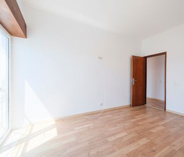 APARTAMENTO T3 EM MARVILLA VISTA AEROPORTO - Photo 2