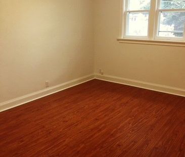 For Lease - 222 Joicey Boulevard Unit# Main, Toronto, Ontario - Photo 3