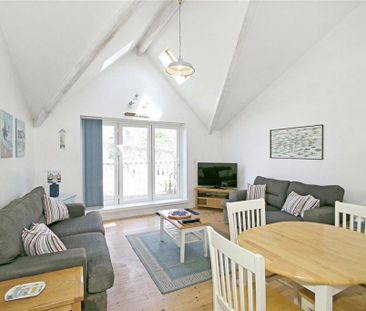 2 bedroom end of terrace house to rent - Photo 6