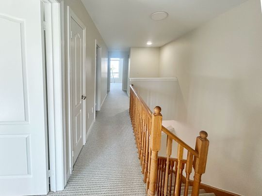 For Lease - 3342 Fountain Park Avenue, Mississauga, Ontario - Photo 1