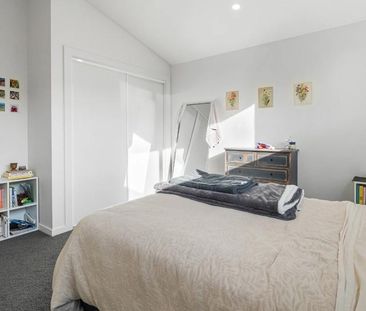 Four Bedroom Home - Photo 6