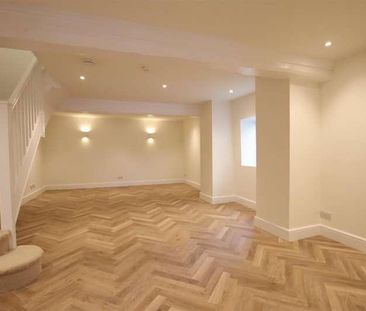 Bradford Road, Atworth, SN12 - Photo 2