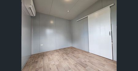 Charming 2-Bedroom House in Springwood - Photo 4