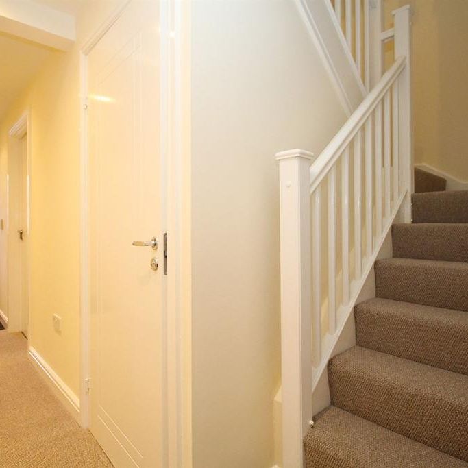 3 bedroom townhouse to rent - Photo 1