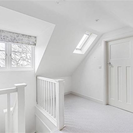 5 bedroom detached house to rent - Photo 1