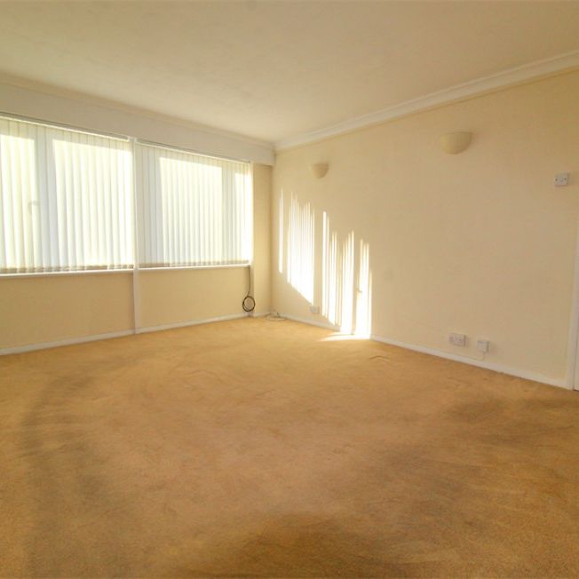 2 Bedroom Apartment To Let - Photo 1