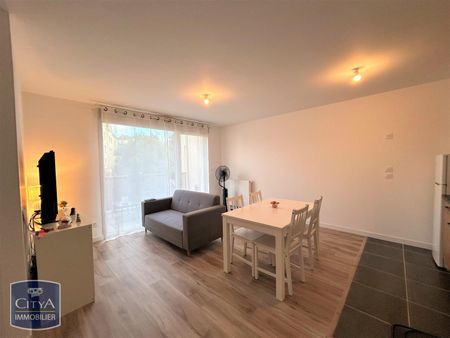 Location Appartement 2 pièces 41m² JOUE LES TOURS 37300 - Photo 2