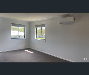 4 Callistemon Close, Paxton, NSW 2325 - Photo 1