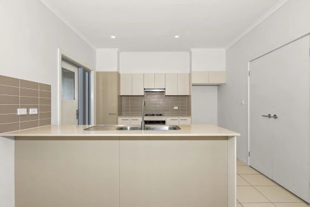 Beautiful Family Home In Pristine Riverside Location - Photo 2