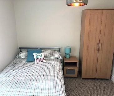 4 bedroom private hall to rent - Photo 4