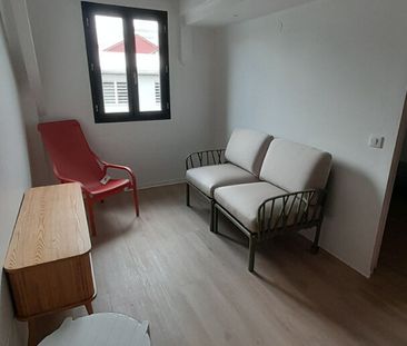Location appartement 2 pièces, 29.72m², Fort-de-France - Photo 1