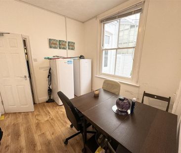 4 bedroom house to rent - Photo 5