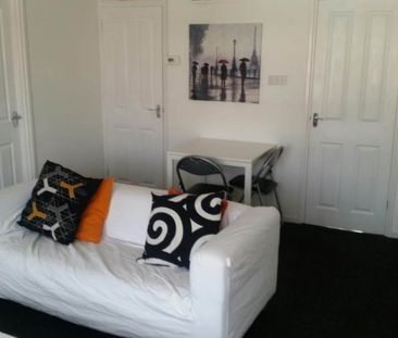 Kendall Crescent, Oxford, OX2 - Photo 1